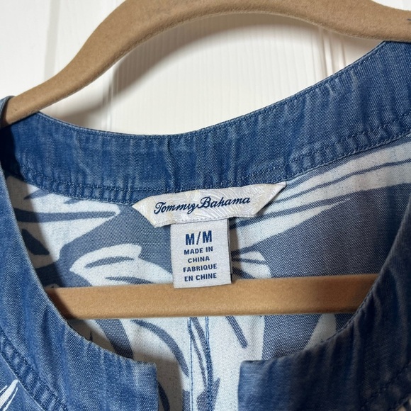TOMMY BAHAMA Blue and White Sleeveless Floral Tropical Print Dress Size Medium - Picture 4 of 9